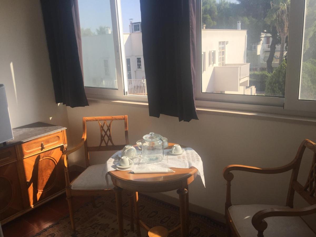 La Casa Di Emanuella - Rooms & International Suites Bari Buitenkant foto