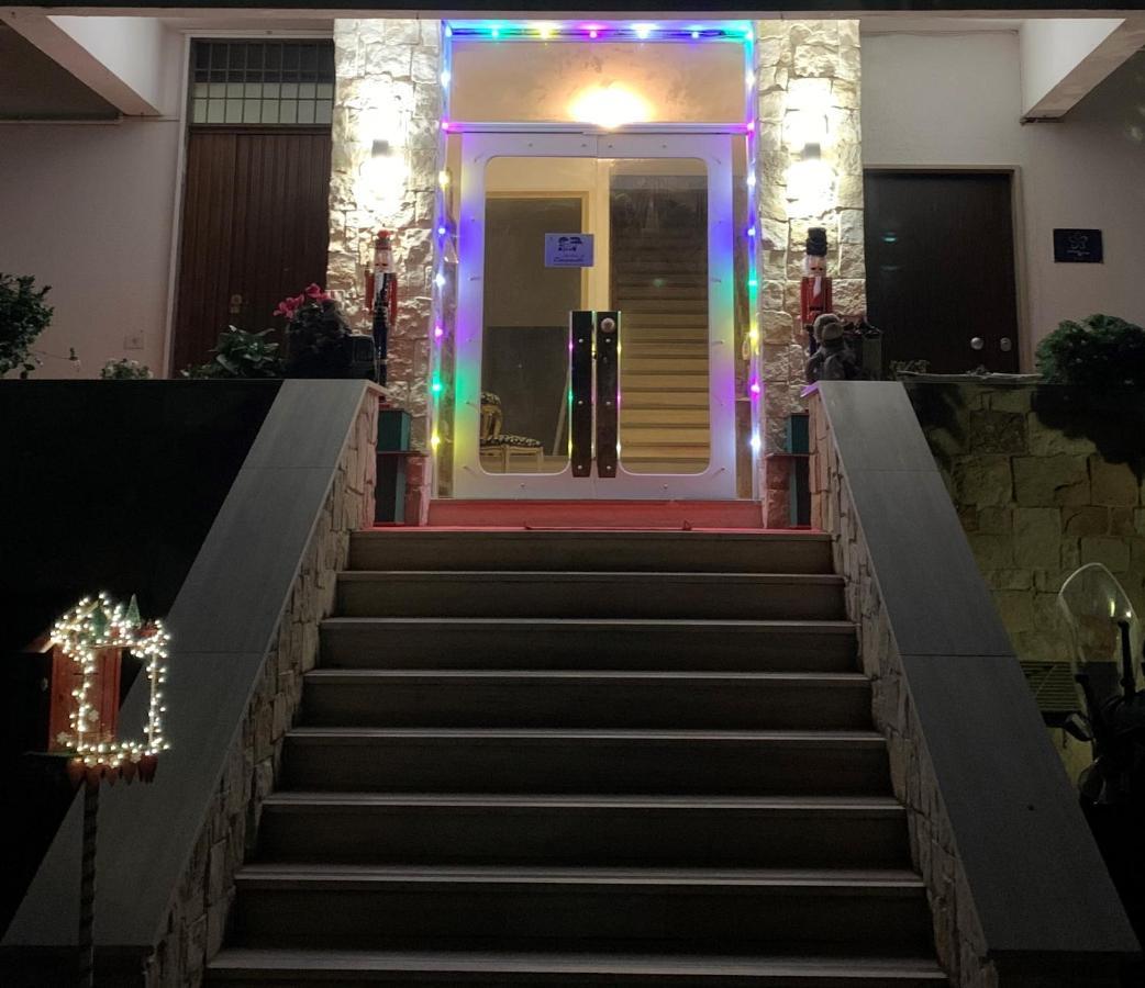 La Casa Di Emanuella - Rooms & International Suites Bari Buitenkant foto